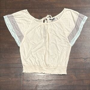 American Eagle Outfitters summer short sleeve shirt 
Size Small